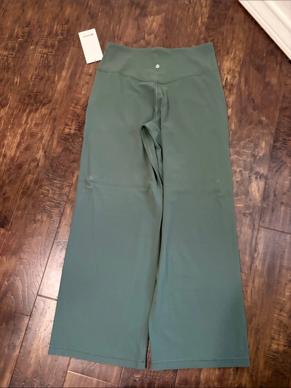 Lululemon Align HR 31” Wide Leg Pull-On Pants in Olive Green